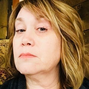 Meet your Posher, Pam